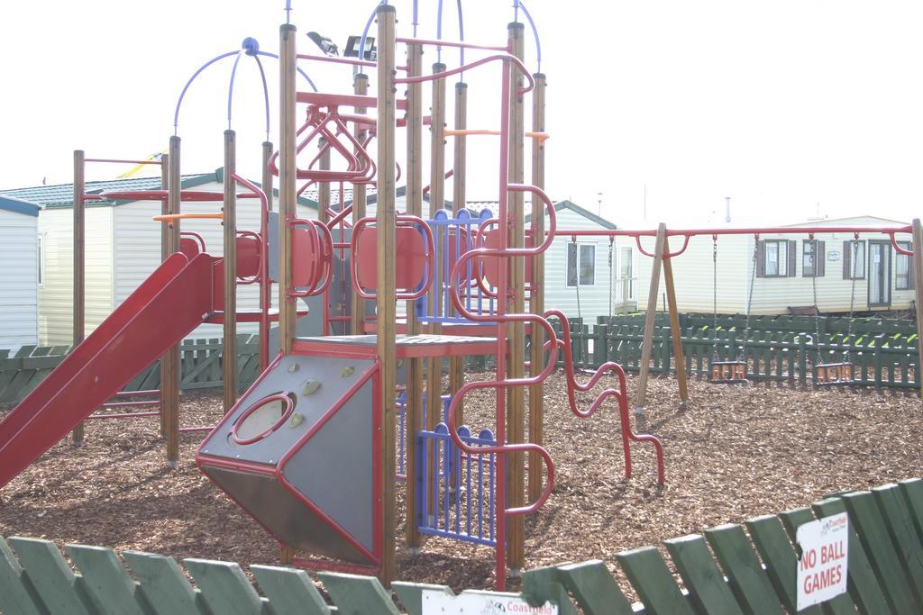 Coastfields Holiday Village อินโกลด์เมลส์ ภายนอก รูปภาพ