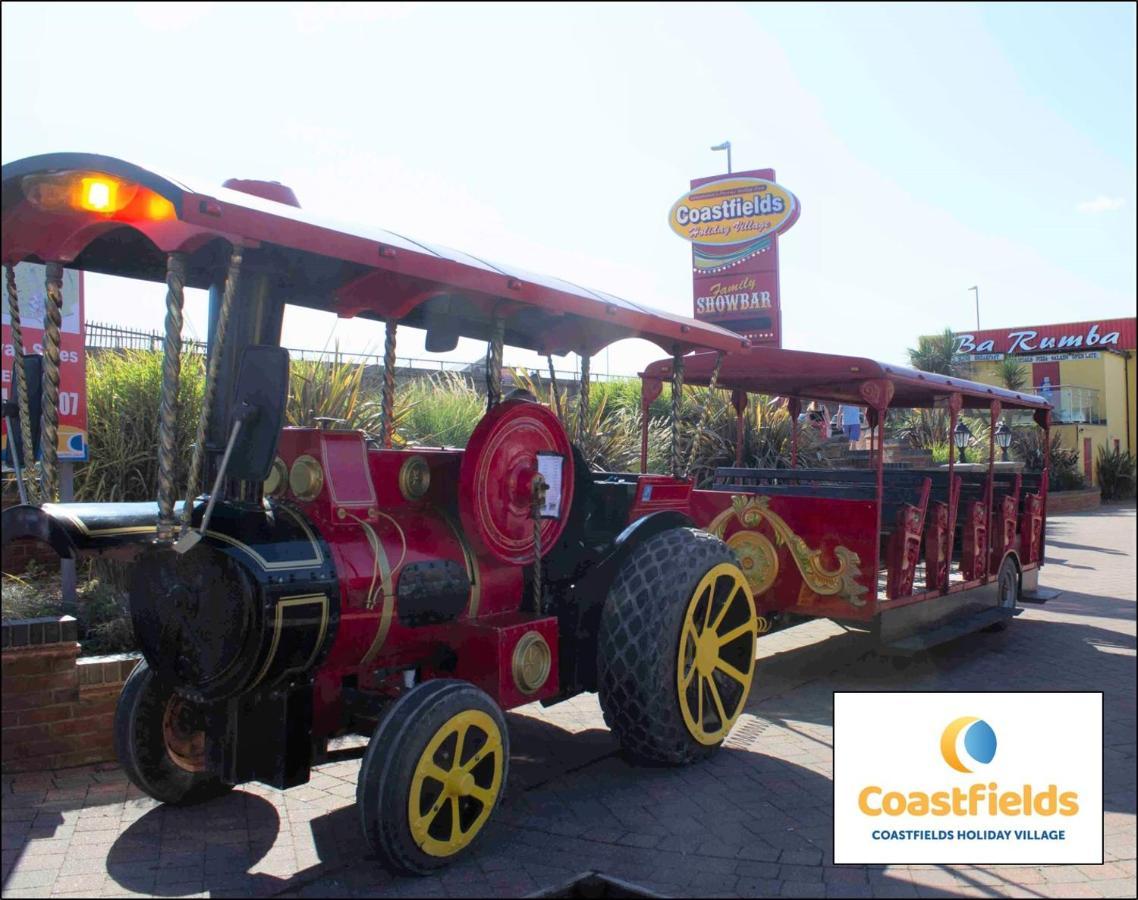 Coastfields Holiday Village อินโกลด์เมลส์ ภายนอก รูปภาพ